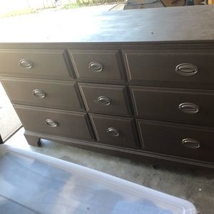 Solid wood dresser with 2 end tables